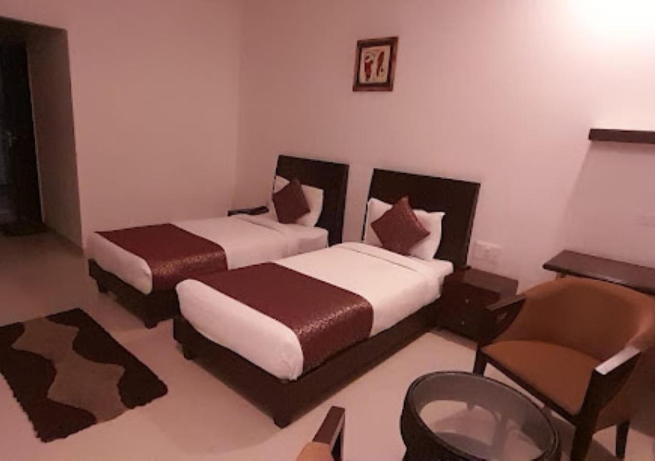 Hotel Zion Inn Váránaszi Kültér fotó