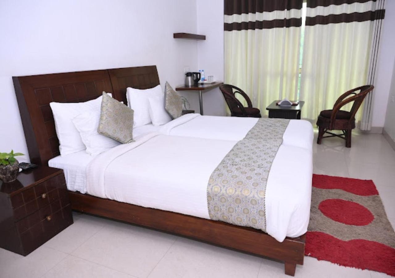 Hotel Zion Inn Váránaszi Kültér fotó