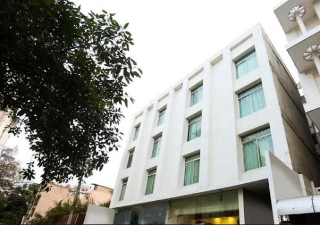 Hotel Zion Inn Váránaszi Kültér fotó